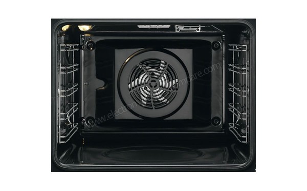 ELECTROLUX EOC5644TOW - Vue de l'int&eacute;rieur
