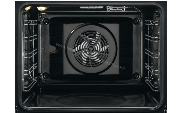 ELECTROLUX EOC5721DOX 2019 - Vue de l'int&eacute;rieur