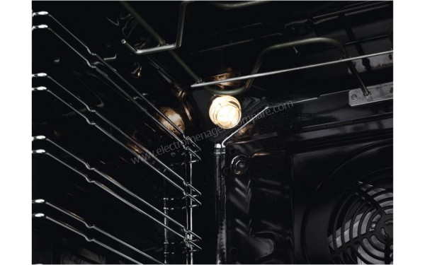 ELECTROLUX EOC5721DOX 2019 - Position lampe
