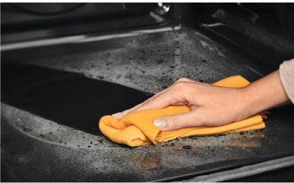 ELECTROLUX EOC6P50X - Mise en situation nettoyage