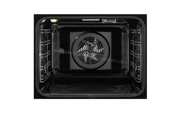 ELECTROLUX EOC6P56H - Vue de l'int&eacute;rieur