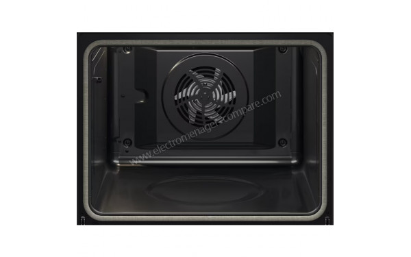 ELECTROLUX EOC6P67Z - Vue de l'int&eacute;rieur