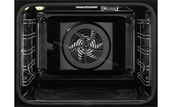 ELECTROLUX EOC6P77WH - Vue de l'int&eacute;rieur
