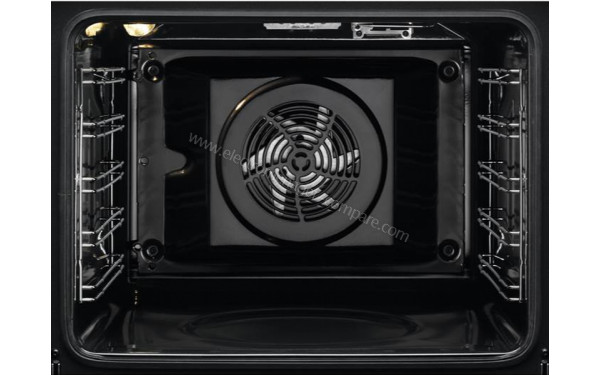 ELECTROLUX EOE6P46Z - Vue de l'int&eacute;rieur