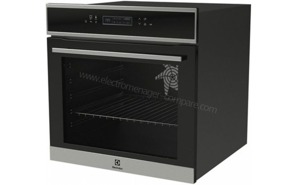 ELECTROLUX EOE8P11X - Vue 3/4 droite (cr&eacute;dit : Darty)