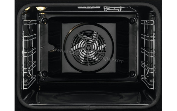 ELECTROLUX EOE8P19WH - Vue de l'int&eacute;rieur