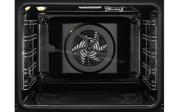 ELECTROLUX EOF6P40X - Vue de l'int&eacute;rieur