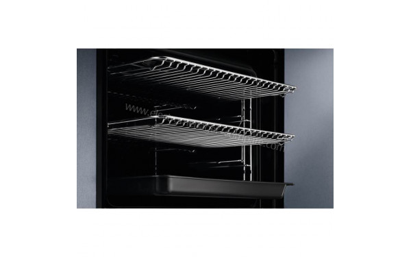 ELECTROLUX EOF6P46VX0 - Vue de l'int&eacute;rieur