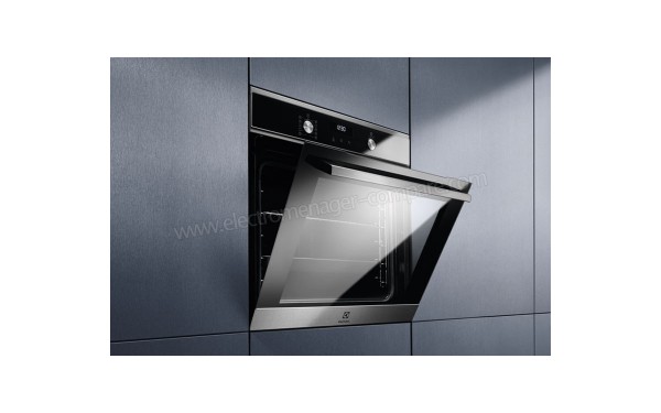 ELECTROLUX EOF6P60X - Porte ouverte