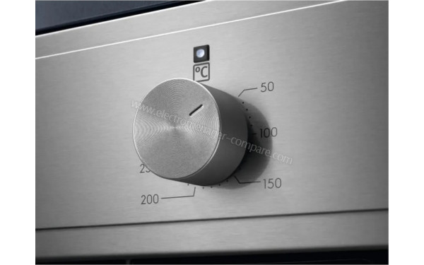 ELECTROLUX EOH3C00BX - Zoom sur les commandes