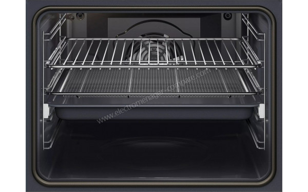 ELECTROLUX EOM7P10H - Vue de l'int&eacute;rieur