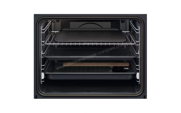 ELECTROLUX EOX8P38WZ - Vue de l'int&eacute;rieur