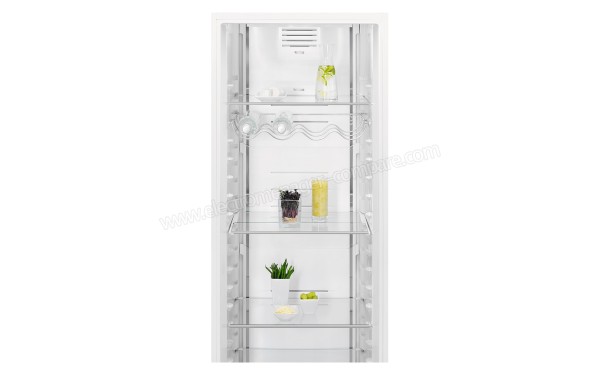 ELECTROLUX ERE3976MFW - Vue des &eacute;quipements int&eacute;rieurs