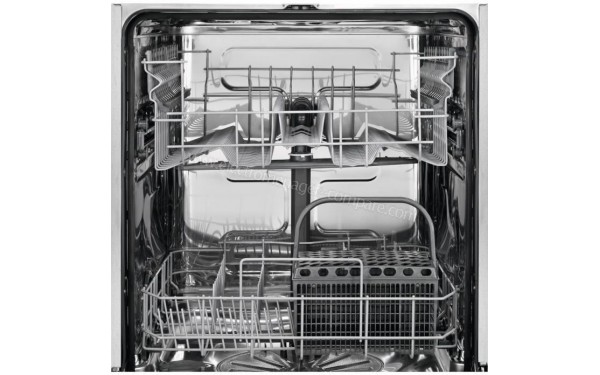 ELECTROLUX ESF5209LOX - Vue de l'int&eacute;rieur