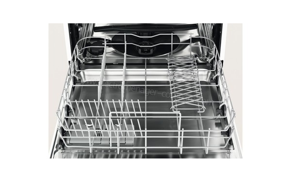 ELECTROLUX ESF5513LOW - Vue du panier inf&eacute;rieur