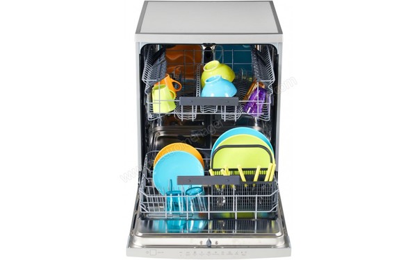 ELECTROLUX ESF5542LBX - Vue de l'int&eacute;rieur (cr&eacute;dit : Boulanger)