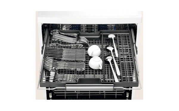 ELECTROLUX ESF8585ROW - Vue du tiroir sup&eacute;rieur