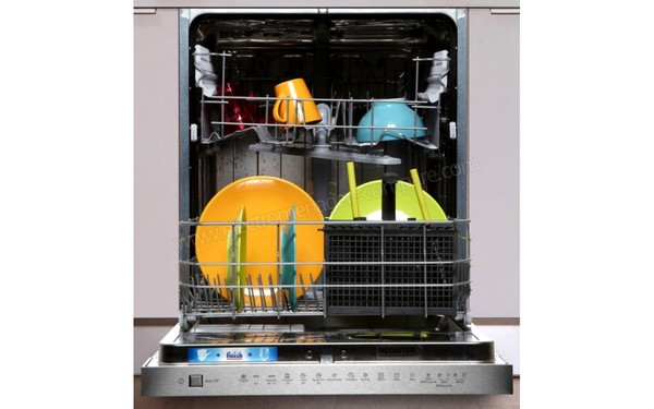 ELECTROLUX ESI6550ROX - Vue de l'int&eacute;rieur (cr&eacute;dit : Boulanger)