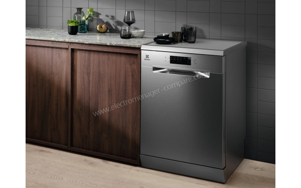 ELECTROLUX ESM48400SX - Mise en situation