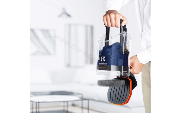 ELECTROLUX EUC96DBM - Vidage du bac