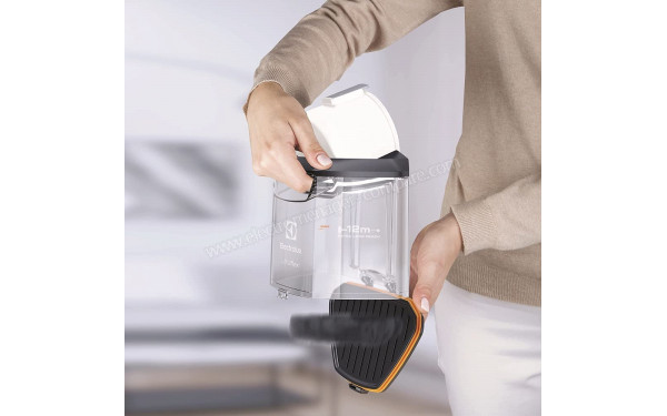 ELECTROLUX EUFC8ALRGY - Mise en situation