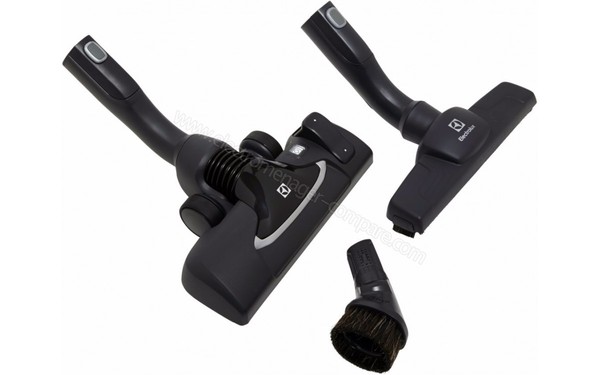 ELECTROLUX EUO9GREEN - Brosses et accessoire (cr&eacute;dit : Boulanger)