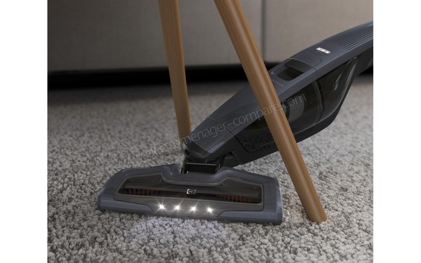 ELECTROLUX EUP84DB - T&ecirc;te pivotante (cr&eacute;dit : Darty)