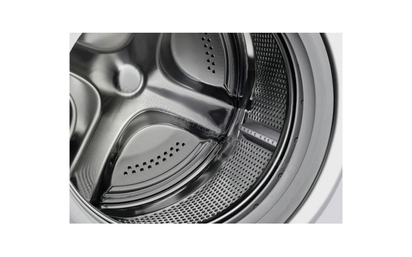 ELECTROLUX EW6S1043NDU - Vue du tambour (cr&eacute;dit : Boulanger)