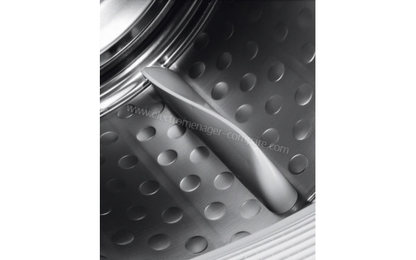 ELECTROLUX EW7H4954SP - Zoom sur le tambour
