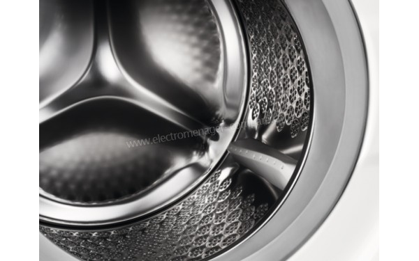 ELECTROLUX EW7W3816BI - Vue du tambour
