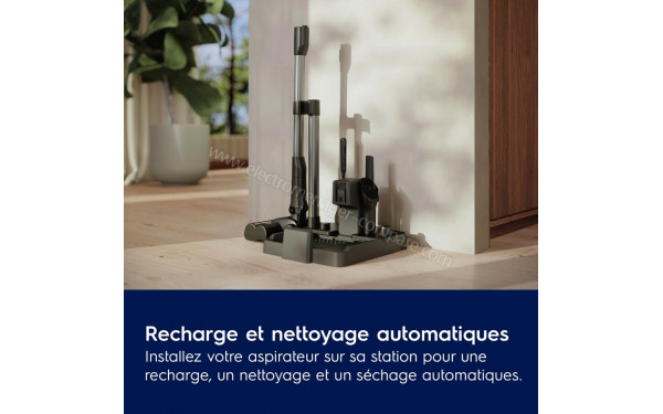 ELECTROLUX EW82U2DB - Recharge et nettoyage automatique