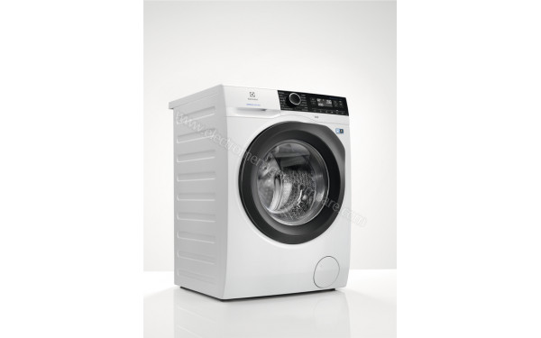 ELECTROLUX EW8F1625RV - Vue 3/4 gauche