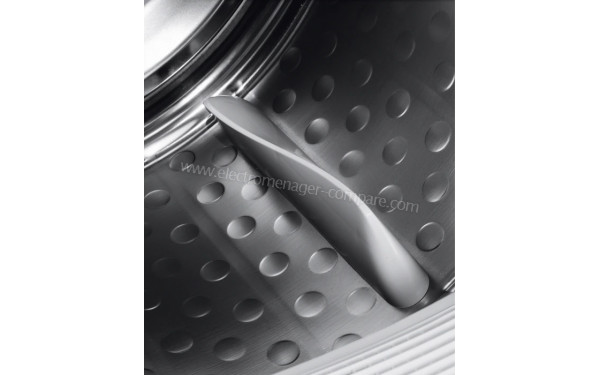 ELECTROLUX EW8H4959SP - Zoom sur le tambour
