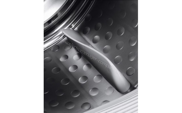 ELECTROLUX EW8H4969SP - Zoom sur le tambour