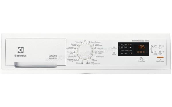 ELECTROLUX EWW1473BWD - Panneau de commandes (cr&eacute;dit : Darty)