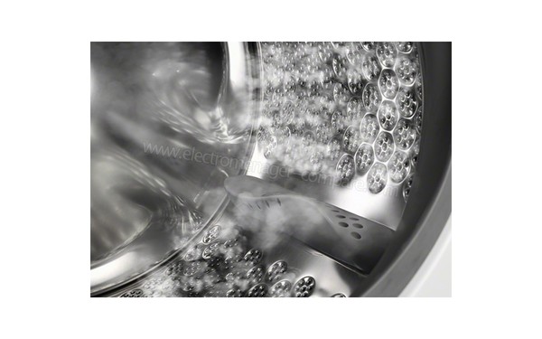 ELECTROLUX EWW1605SWR - Vue du tambour