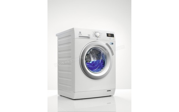 ELECTROLUX EWW1695SWG - Vue 3/4 gauche