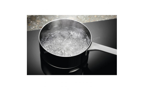 ELECTROLUX IPE6454KF - Mise en situation