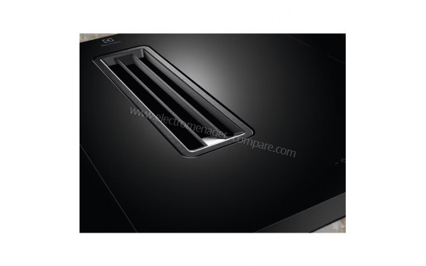 ELECTROLUX KCD83443 - Syst&egrave;me d'aspiration int&eacute;gr&eacute;
