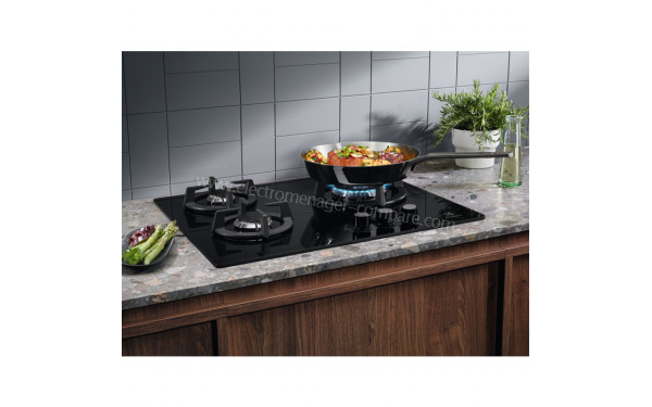 ELECTROLUX KGE6633NOK - Mise en situation