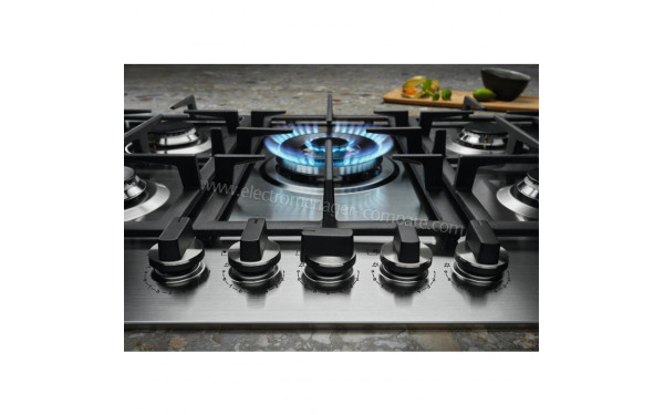 ELECTROLUX KGG64375K - Zoom sur les foyers &agrave; gaz