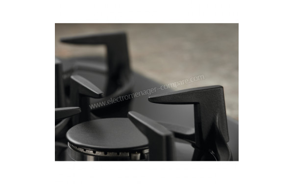 ELECTROLUX KGG7538K Import EU - Zoom sur un foyer &agrave; gaz