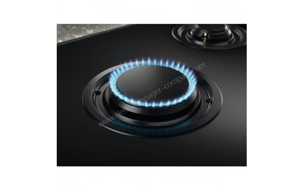 ELECTROLUX KGG953753K - Zoom sur le foyer &agrave; gaz