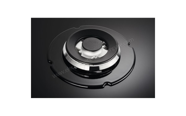 ELECTROLUX KGG9538K - Zoom sur le foyer Wok