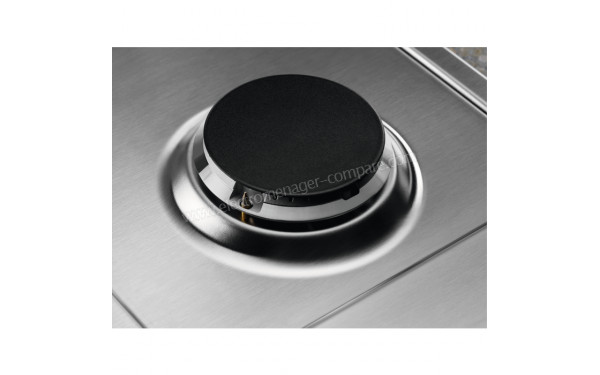 ELECTROLUX KGS6424SX - Zoom sur le foyer &agrave; gaz