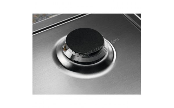 ELECTROLUX KGS6424SX - Zoom sur le foyer &agrave; gaz