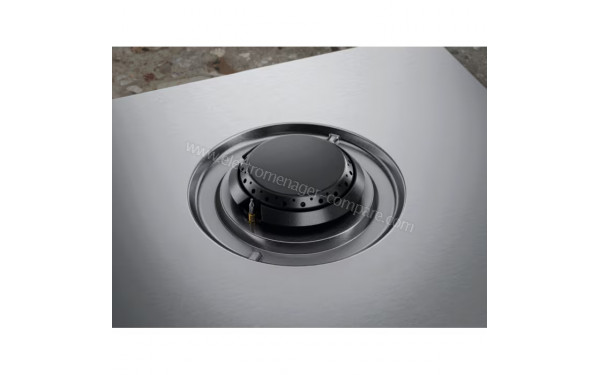 ELECTROLUX KGU753723Z - Zoom sur le foyer &agrave; gaz