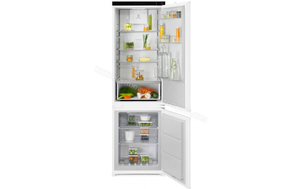 ELECTROLUX KNA7CE18S - Vue de l'int&eacute;rieur
