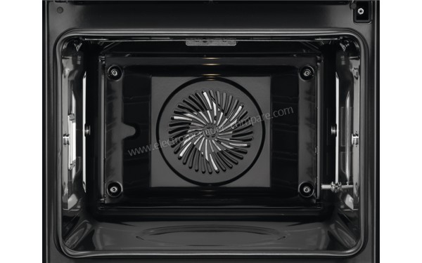 ELECTROLUX KOE8P81Z - Vue de l'int&eacute;rieur
