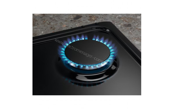 ELECTROLUX LGM62821OB - Zoom sur le foyer &agrave; gaz